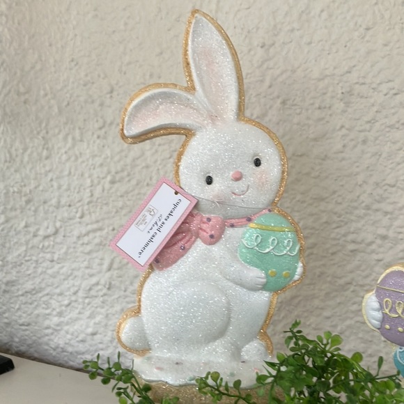 Cupcakes and Cashmere Sugar Cookie Couple Bunnies - Picture 2 of 8